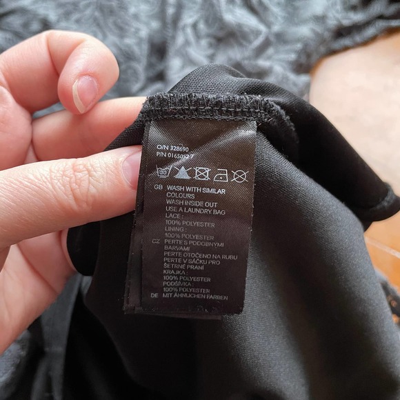 Dress S H&M Lace 3/4 Sleeve Dress Formal Workwear Lined Beautiful Delicate - Picture 10 of 10